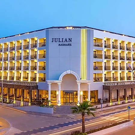 Ada Julian Hotel 4*